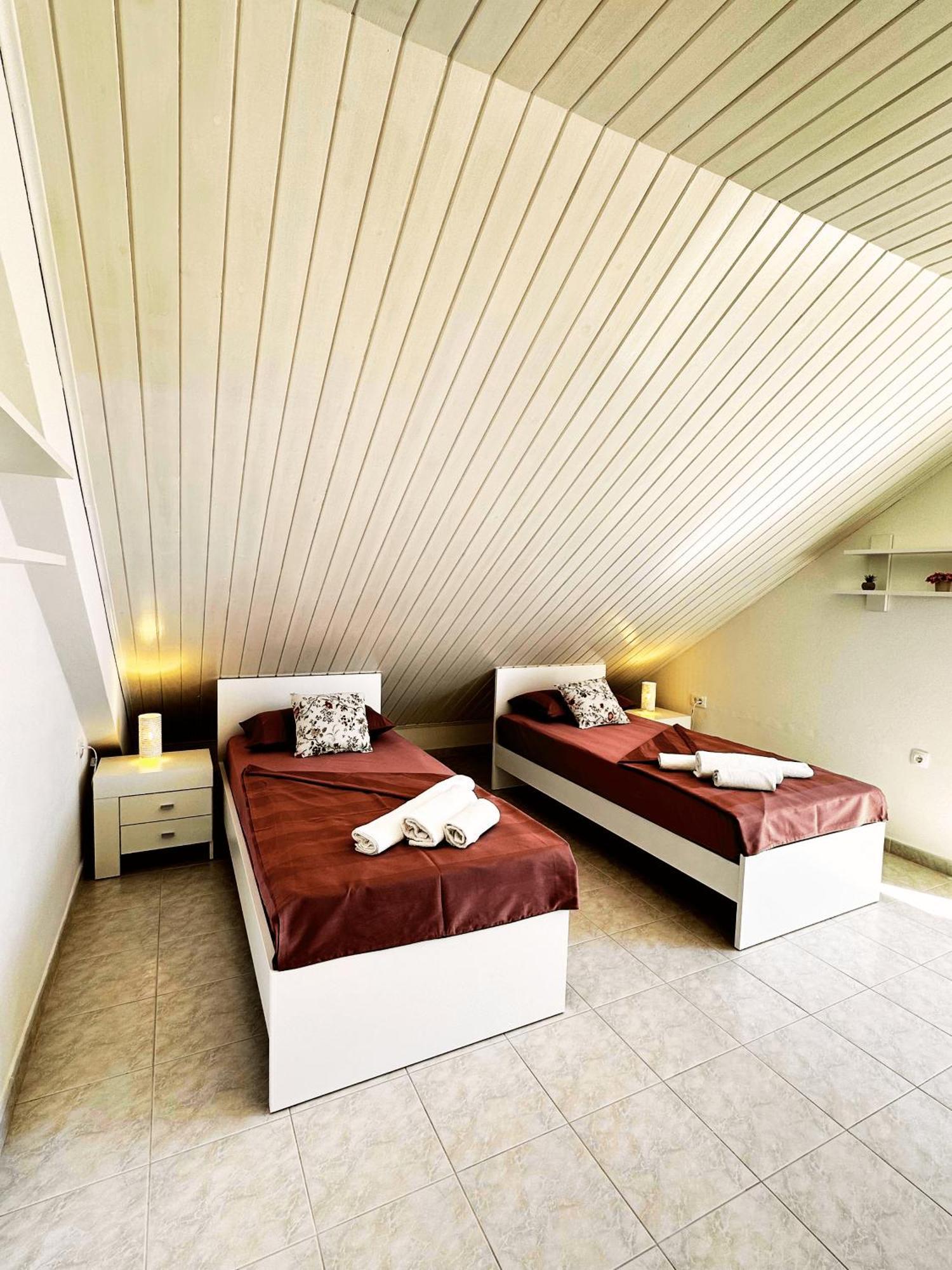 Apartments Vilma Муртер Екстер'єр фото